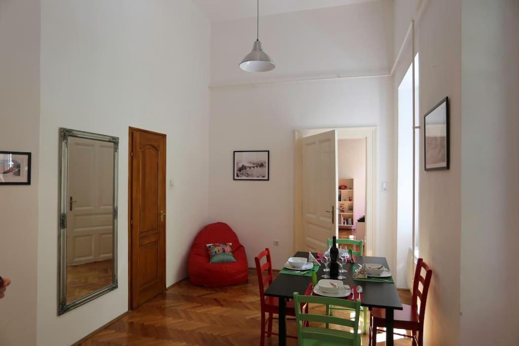 Quiet Home At Synagogue Budapeszt Zewnętrze zdjęcie