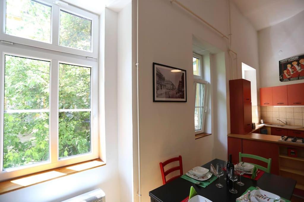 Quiet Home At Synagogue Budapeszt Zewnętrze zdjęcie