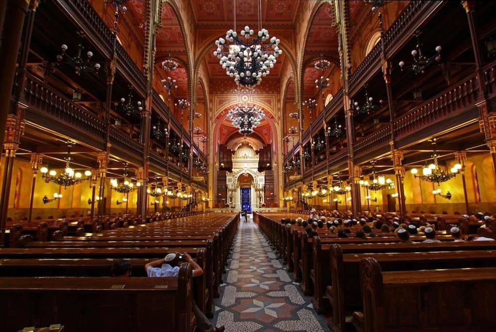 Quiet Home At Synagogue Budapeszt Zewnętrze zdjęcie