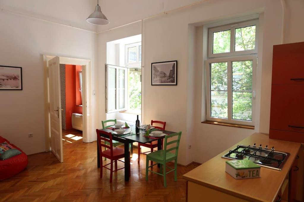 Quiet Home At Synagogue Budapeszt Zewnętrze zdjęcie